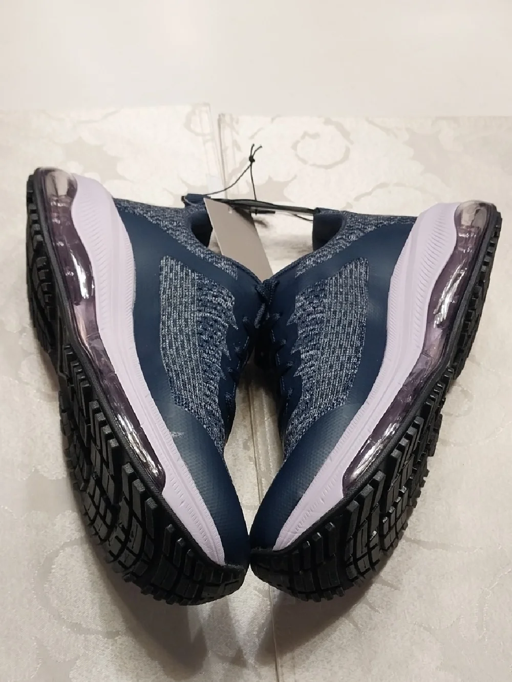Avia nwt women